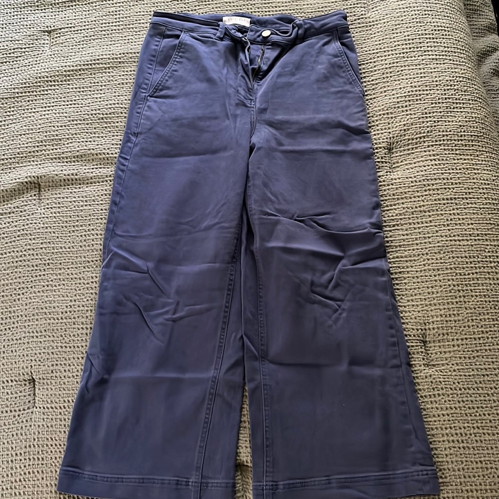 Like new. Too big for me. High waist.